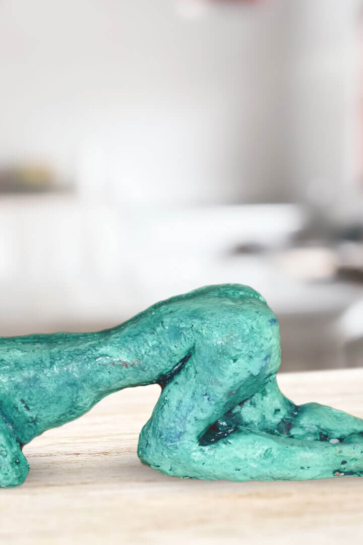 Tonskulptur | Akt - Frau in türkis